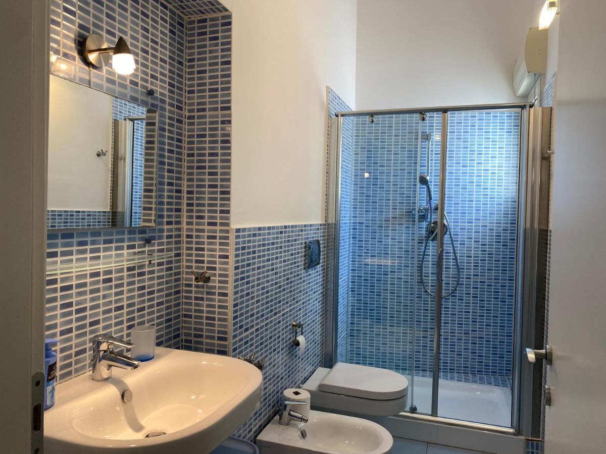 Villa Titti Residence La Bussola Фонтане Бианче Екстериор снимка