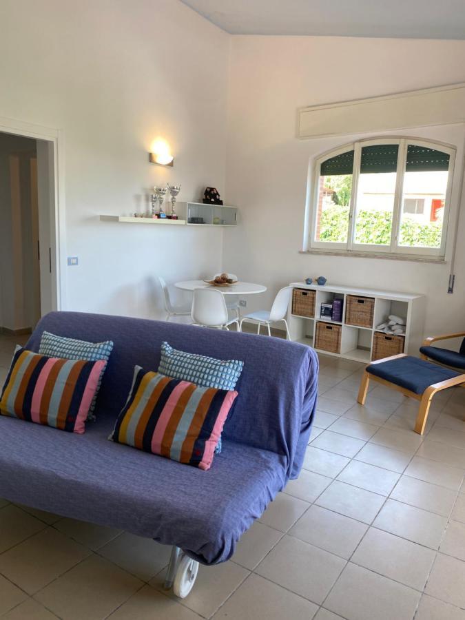 Villa Titti Residence La Bussola Фонтане Бианче Екстериор снимка